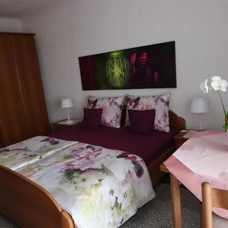 Sojat Nocleg ze śniadaniem 3*