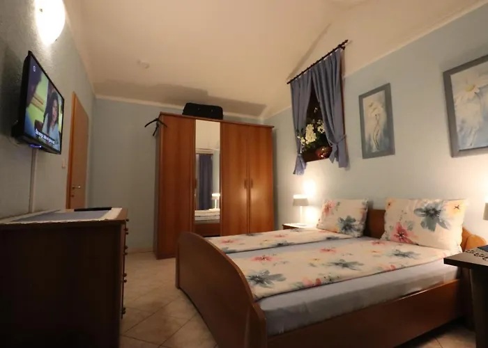 Alojamento de Acomodação e Pequeno-almoço Sojat 3*