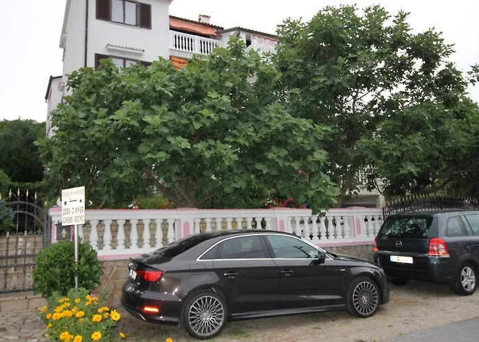 Alojamento de Acomodação e Pequeno-almoço Sojat 3*