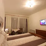 Sojat Bed & Breakfast 3*